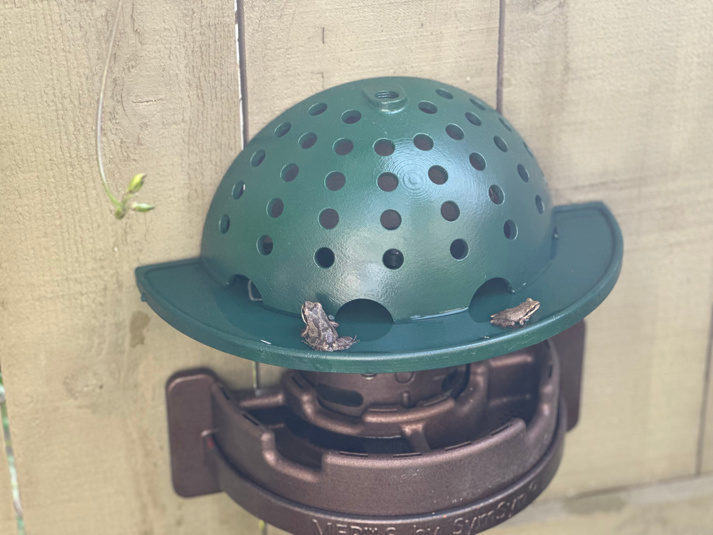 The Frog Fortress: Window/Wall-Mounted Version